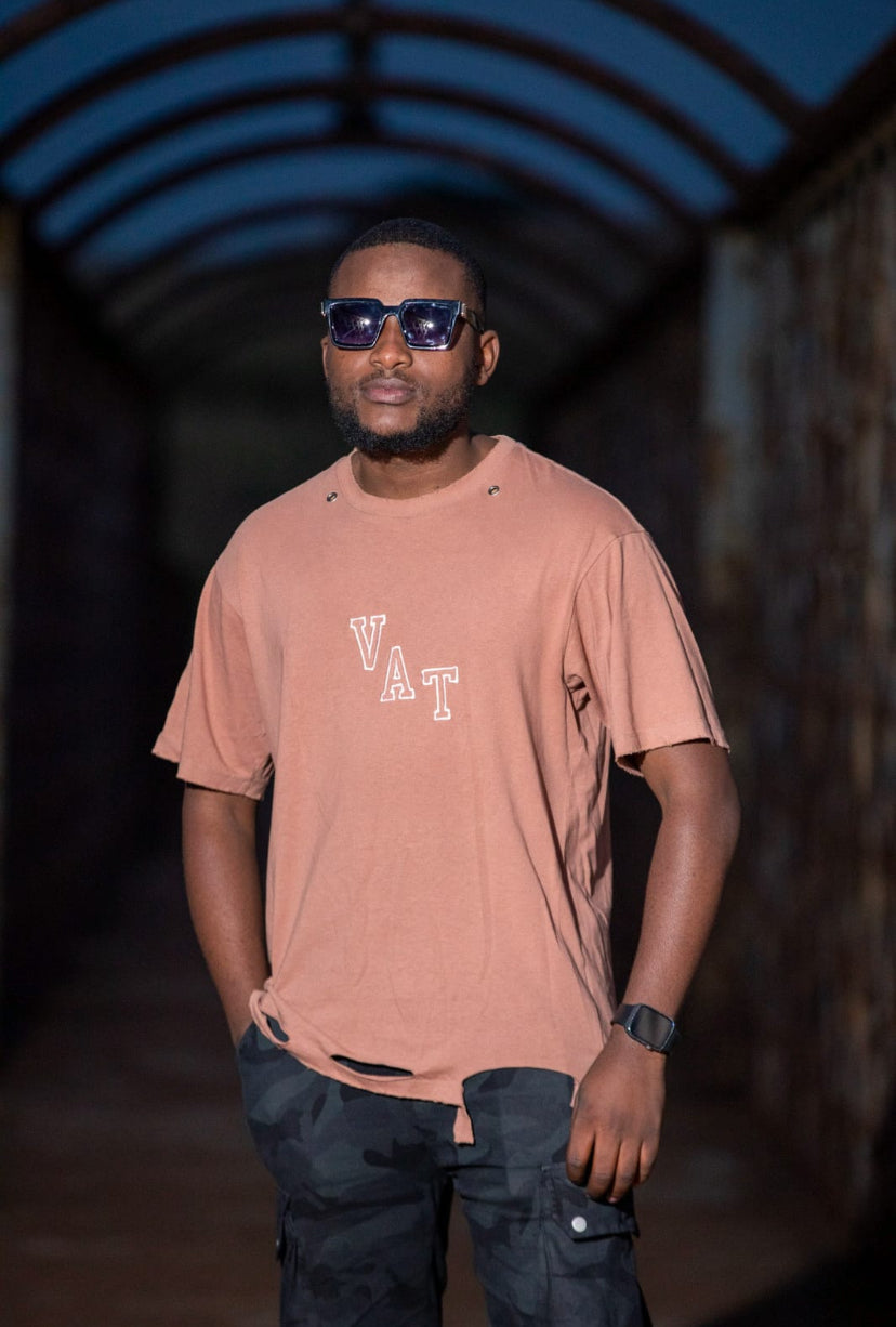 V.A.T ripped off dropsholder shirt